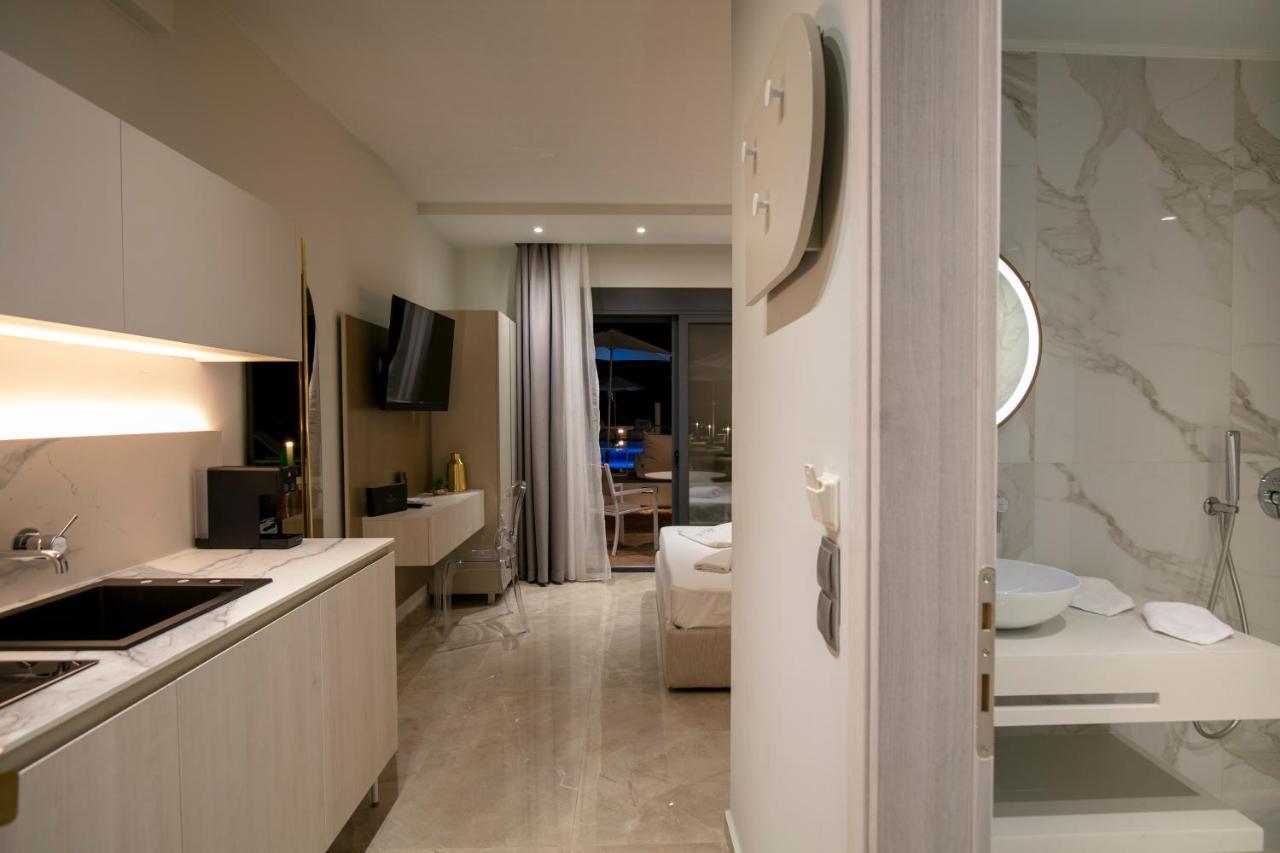B&D Luxury Suites Skala Potamia  Exterior photo